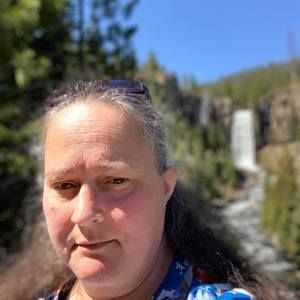 Meet your Posher, Maria